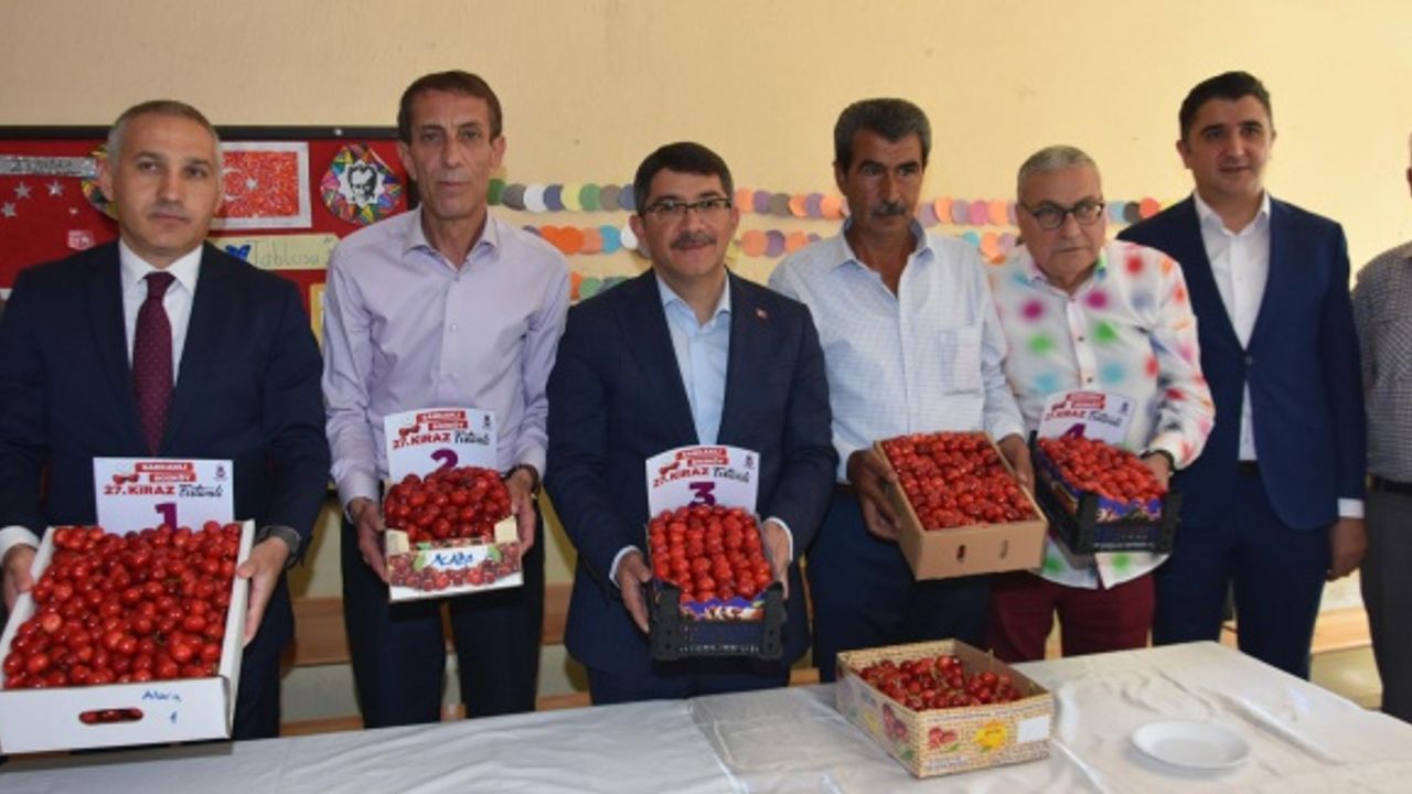 Şehzadeler Belediyesi Sancaklıbozköy’de 27. Kiraz Festivali düzenledi  