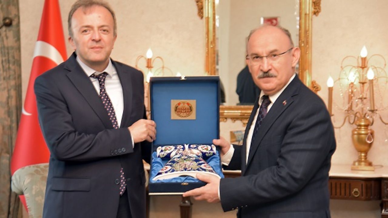 Vali Karadeniz, Aile ve Sosyal Hizmetler Bakan Yardımcısı Duran'ı ağırladı 