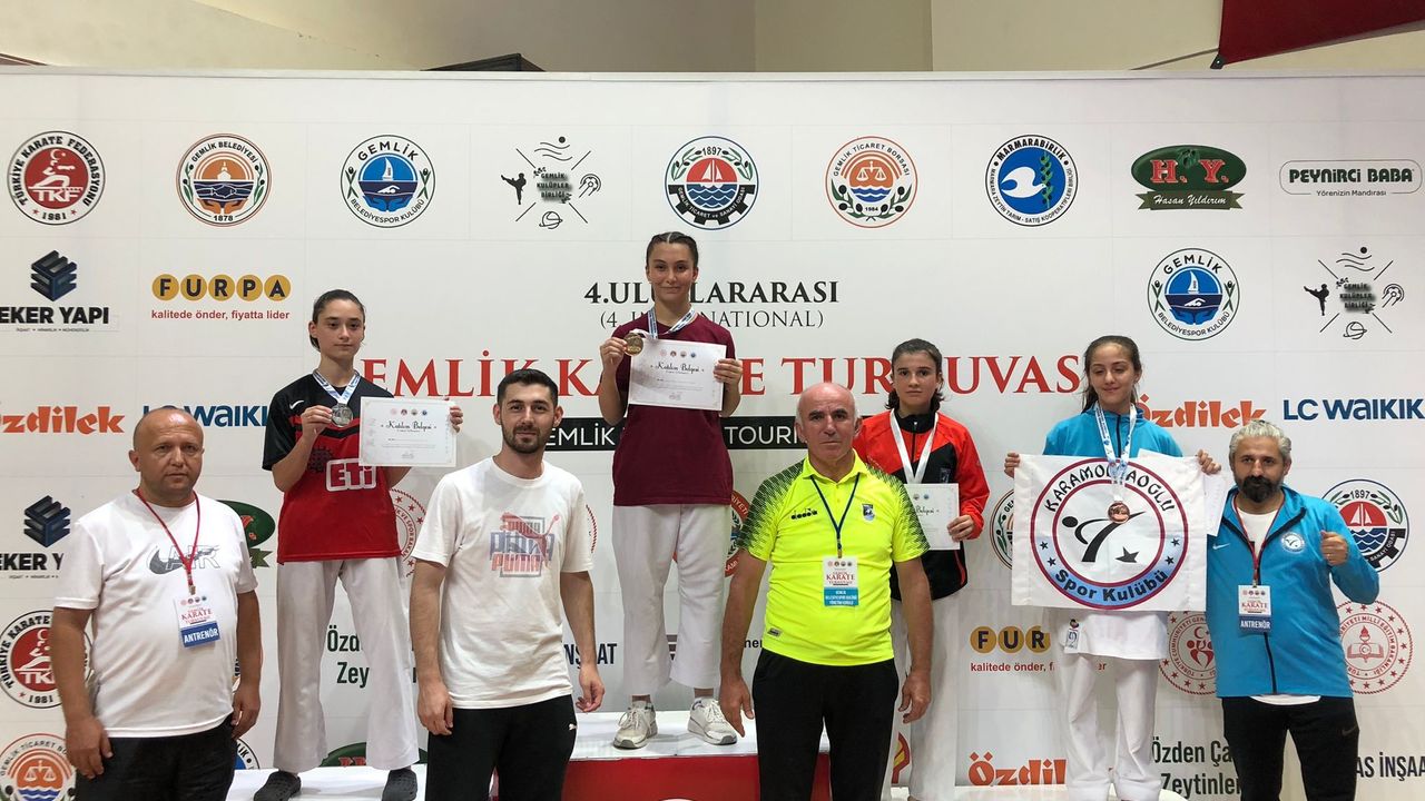 Manisa BBSK Karate Takımı, 143 kulüp arasında 10. oldu