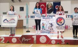 Manisalı Ecrin, oryantiringte Türkiye şampiyonu oldu