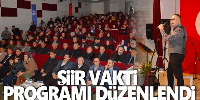 Demirci'de Şiir Vakti programı yapıldı