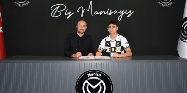 Manisa FK Akademisi'nden yetişen Yunus Emre Dursun profesyonel oldu